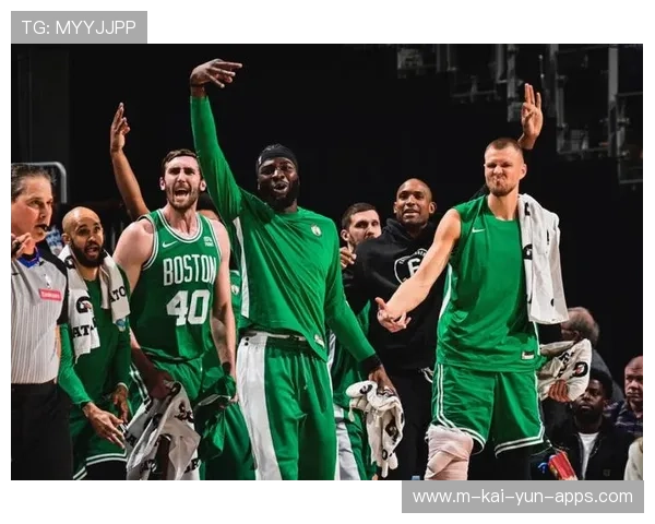 凯尔特人官方晒训练照，锁定东部前三目标